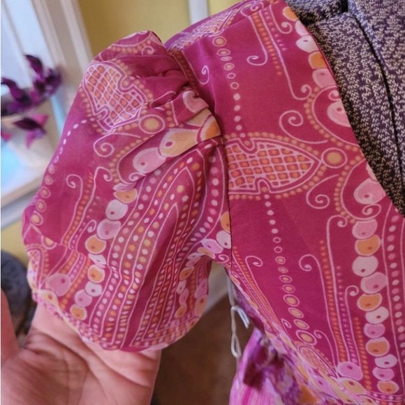 Vintage 1970s Pink Psychedelic Maxi Dress, Sheer puff sleeves, US4 - Picture 4 of 5